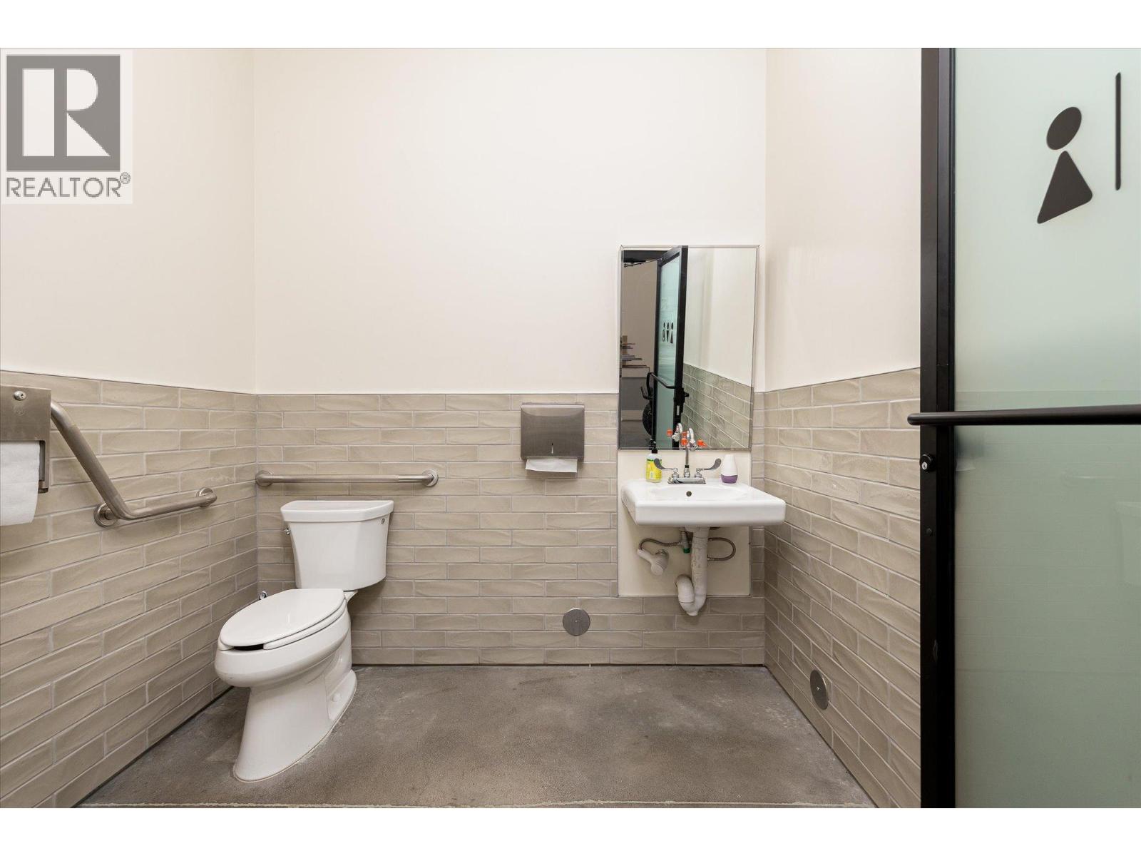 4576 Black Sage Road, Oliver