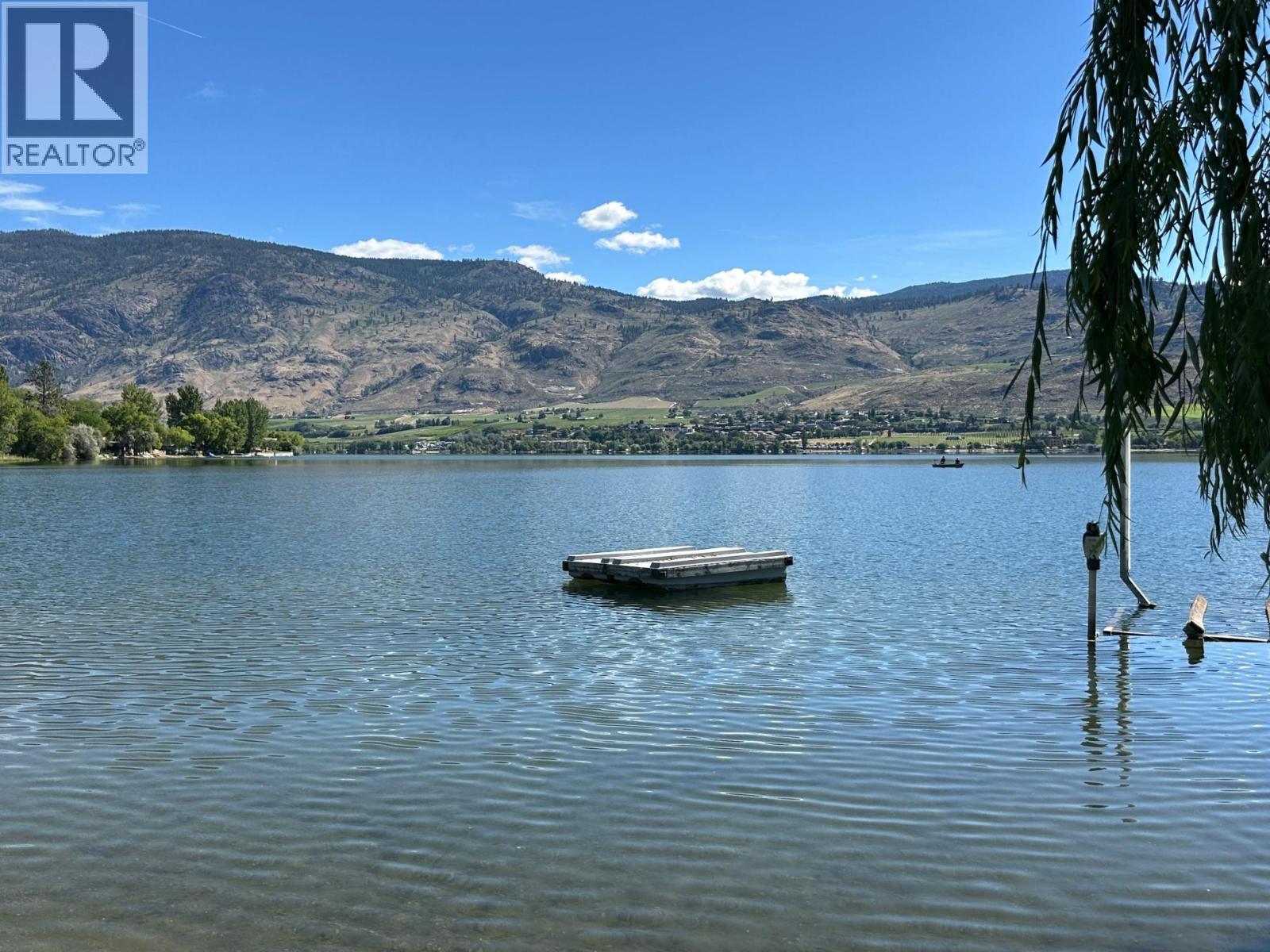 1601 85th Street, Osoyoos