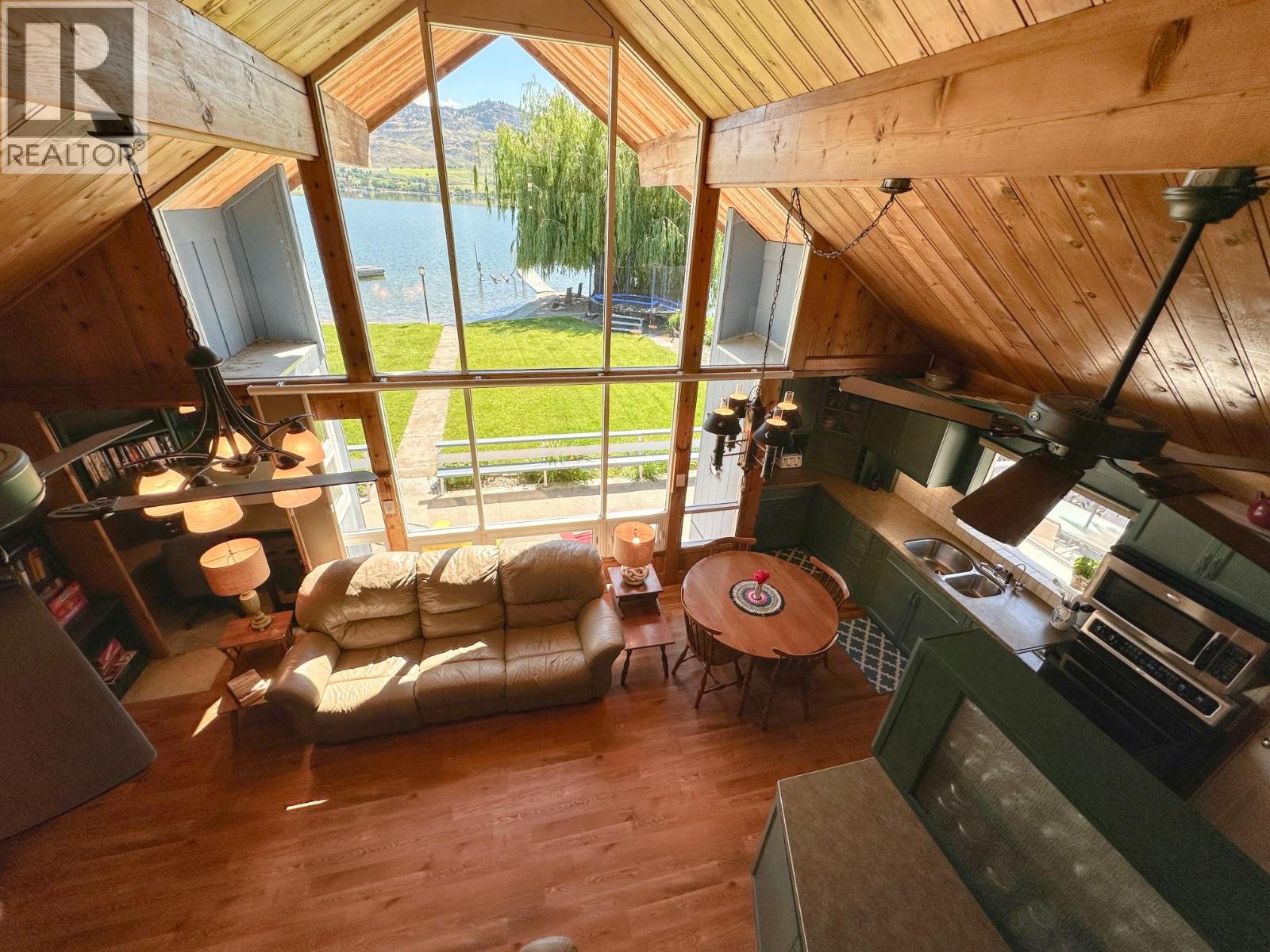 1601 85th Street, Osoyoos