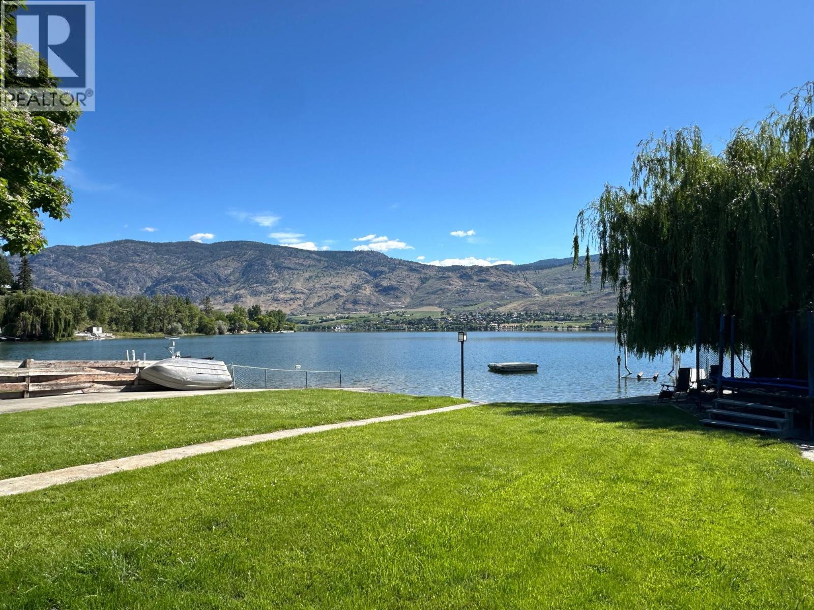 1601 85th Street, Osoyoos