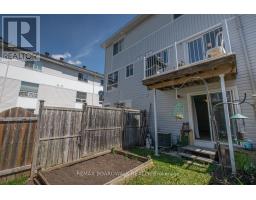 112 Wharhol Private, Ottawa, ON K2H1G6 Photo 36