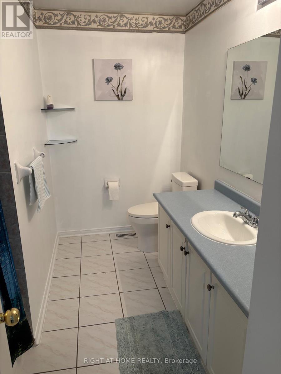 40 VOGUE STREET - 19