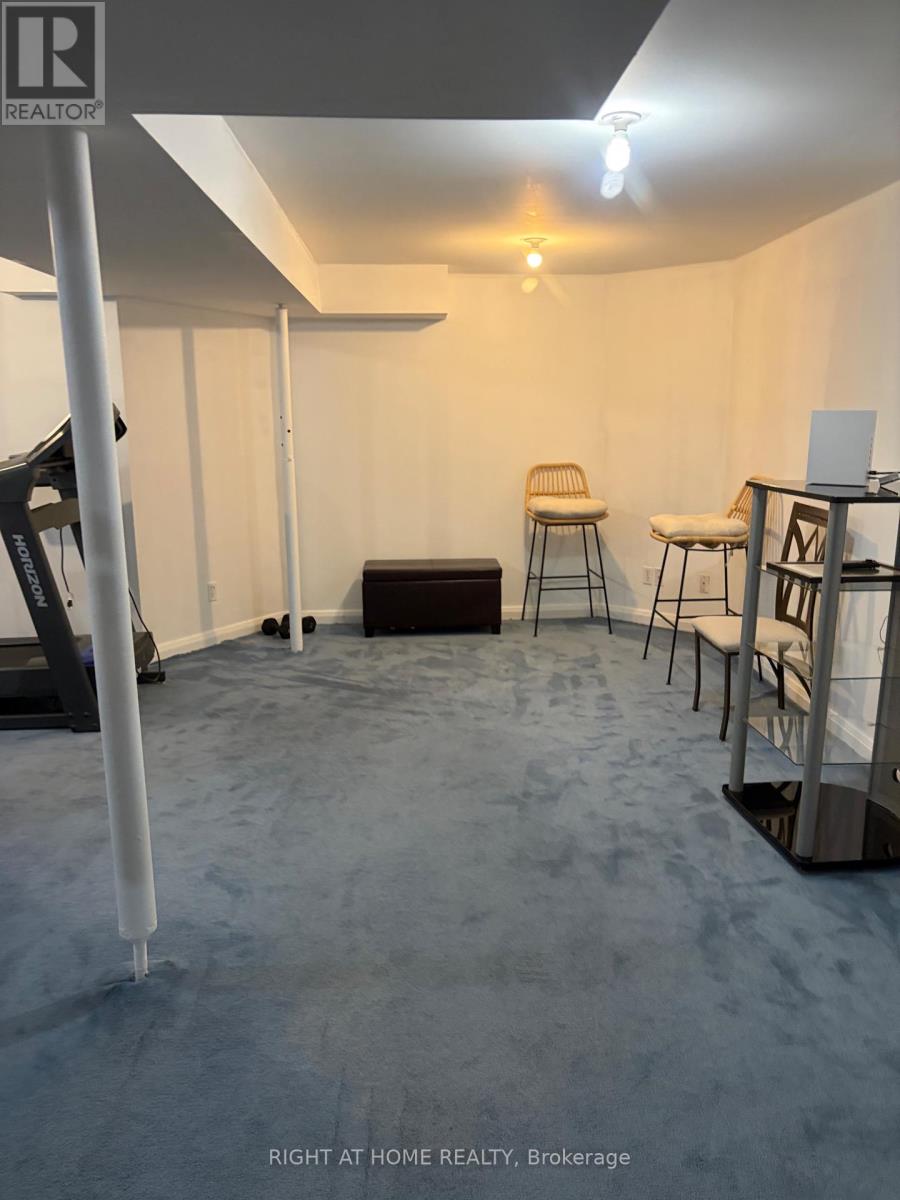 40 VOGUE STREET - 22