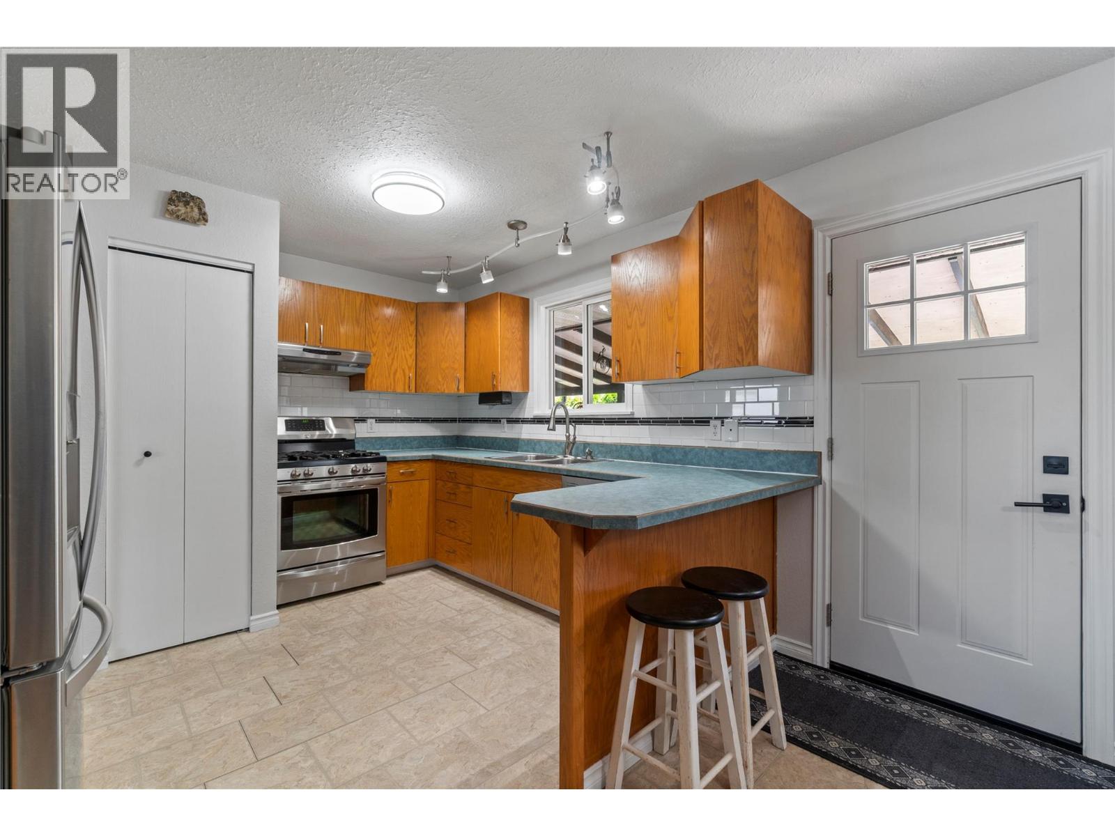  4750 71 Avenue Northeast, Salmon Arm