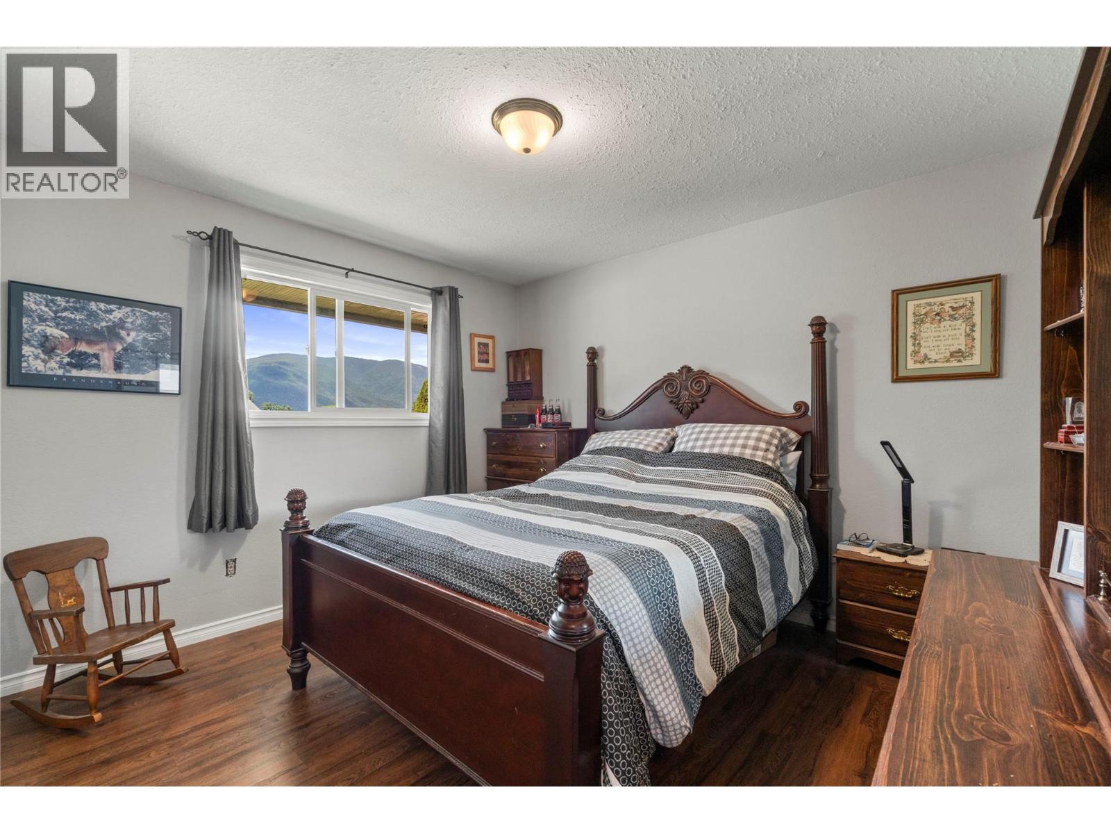  4750 71 Avenue Northeast, Salmon Arm