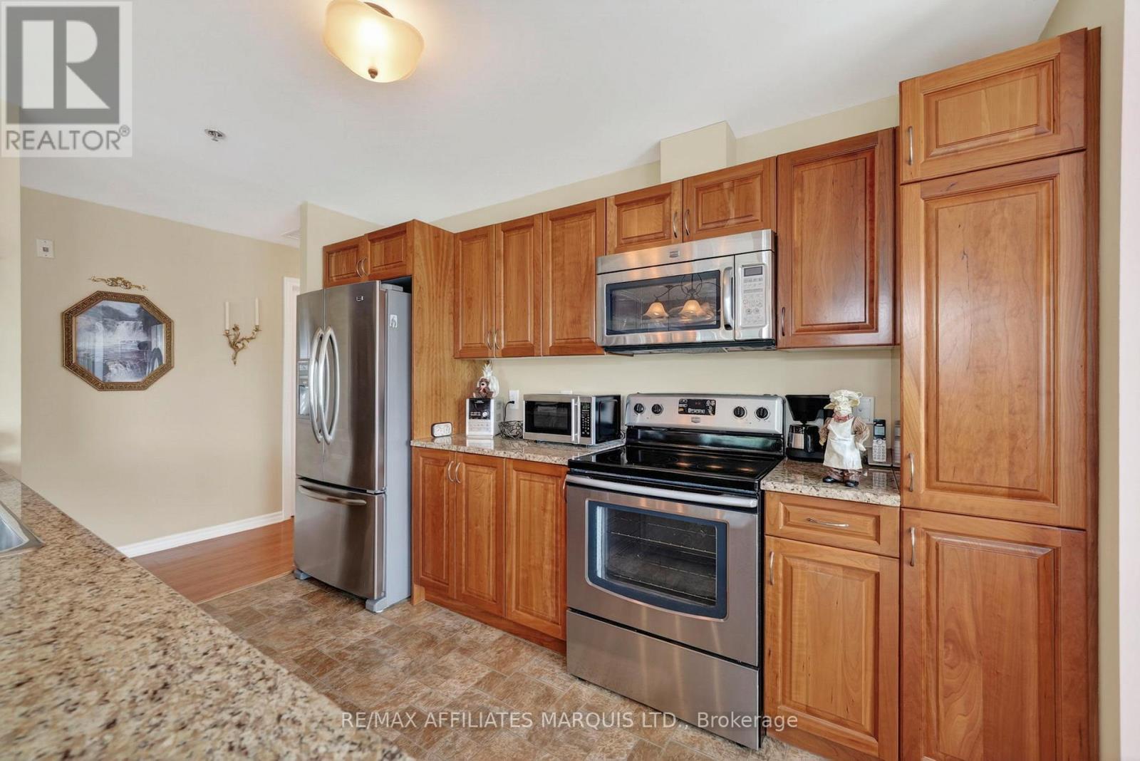 #104 1146 MONTREAL ROAD - 17