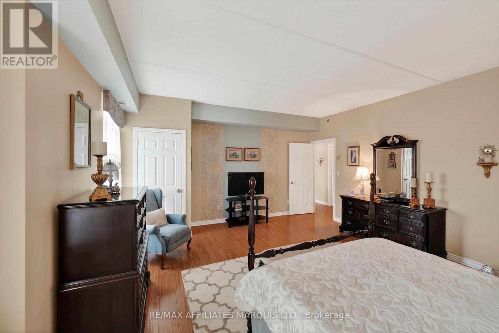 #104 1146 MONTREAL ROAD - 23