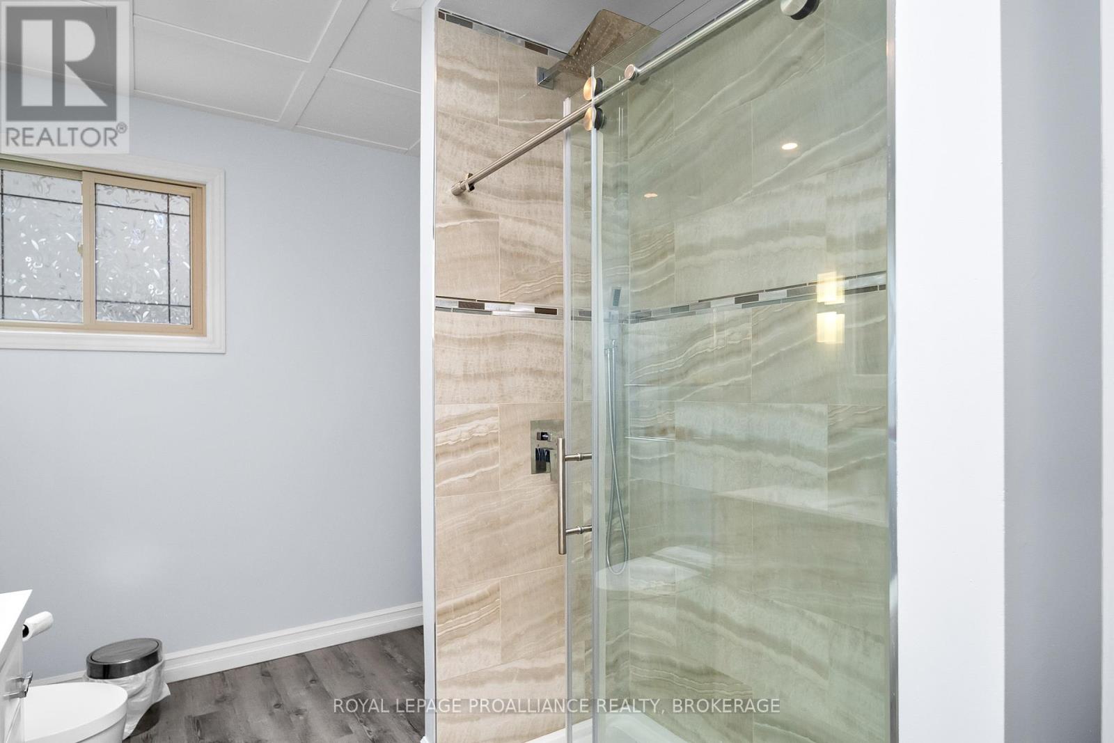 710 KANANASKIS DRIVE - 32