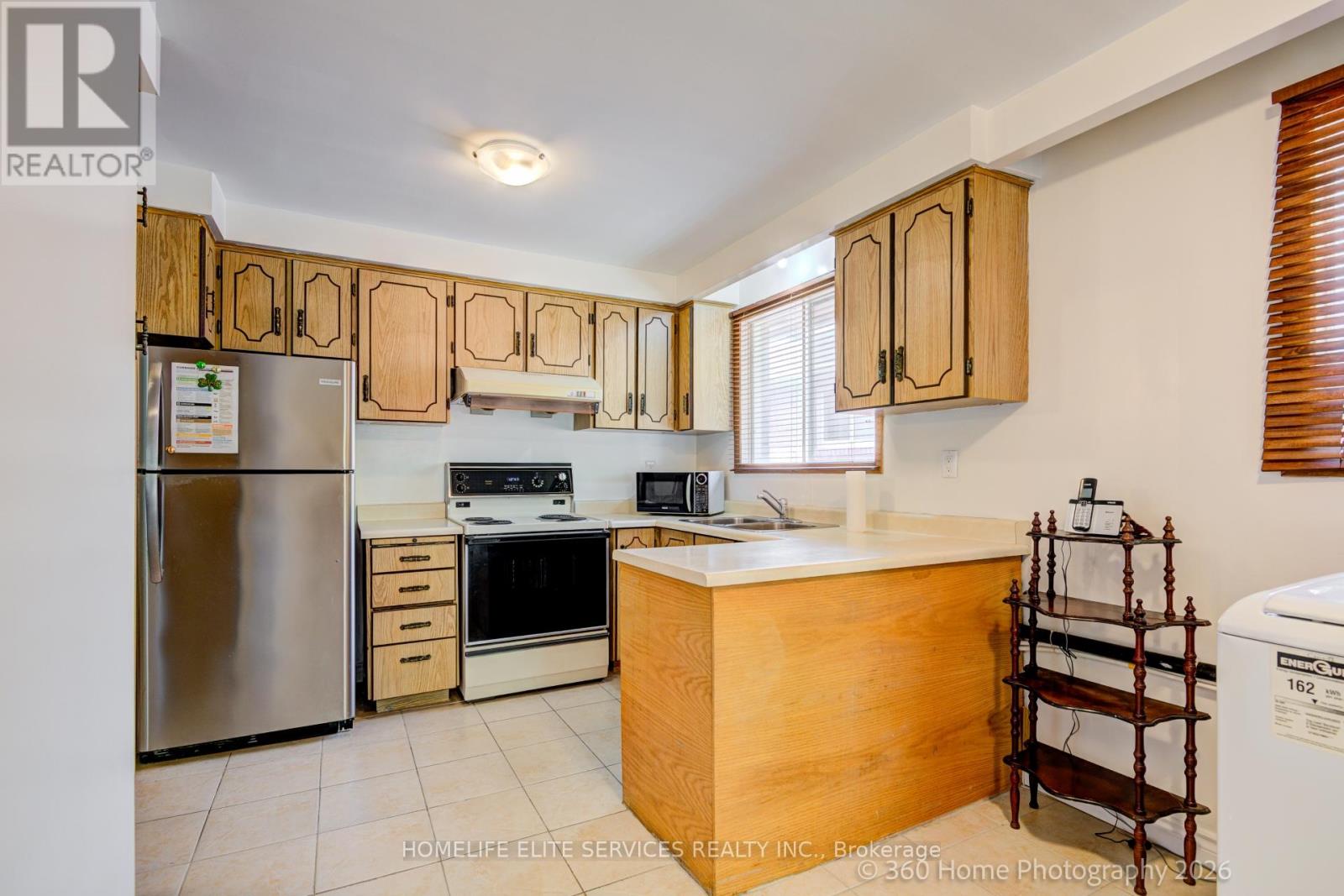 69 CASTLEBURY CRESCENT - 6