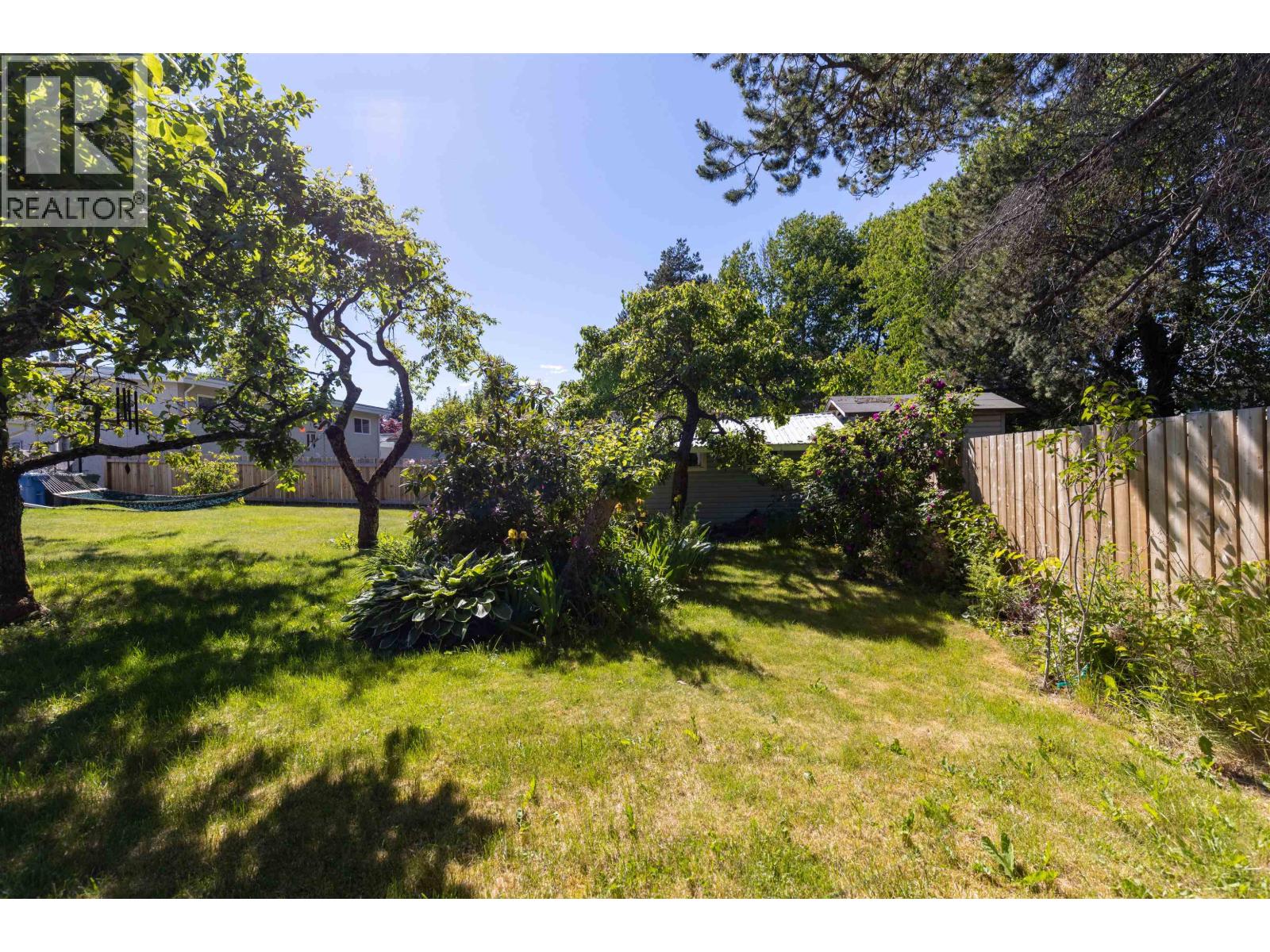4924 LAZELLE AVENUE - 24