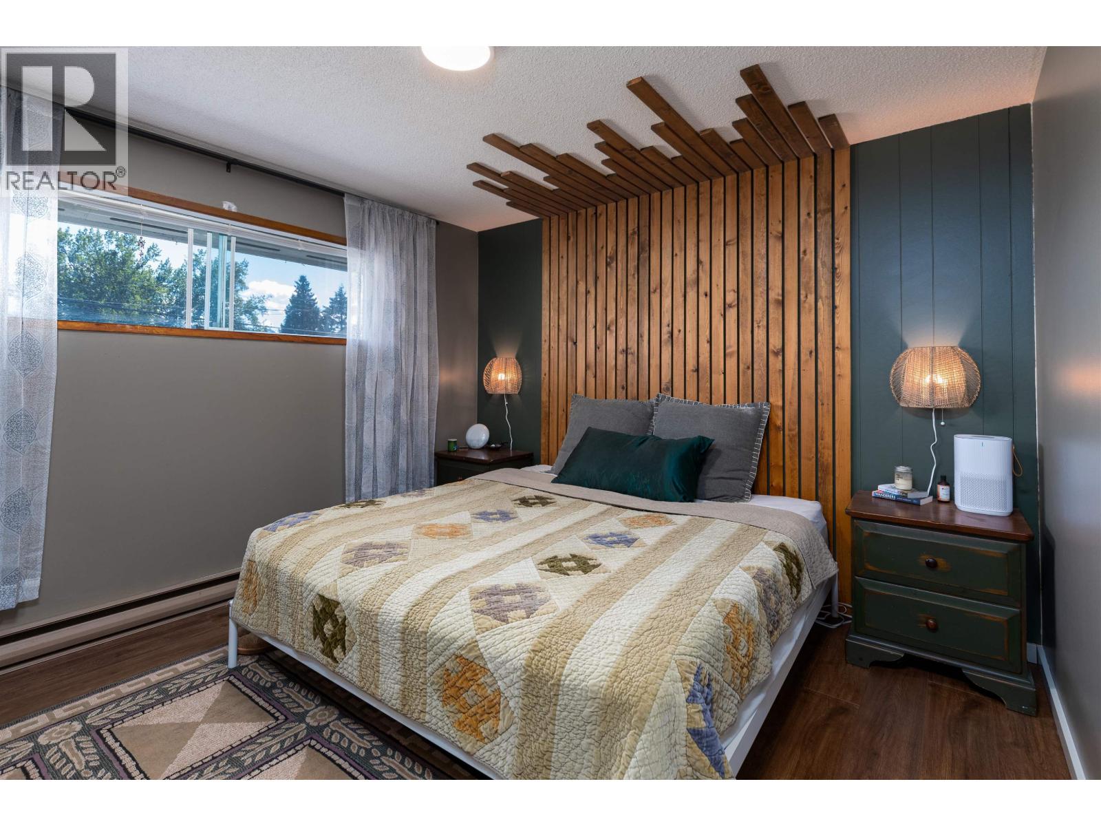 4924 LAZELLE AVENUE - 11