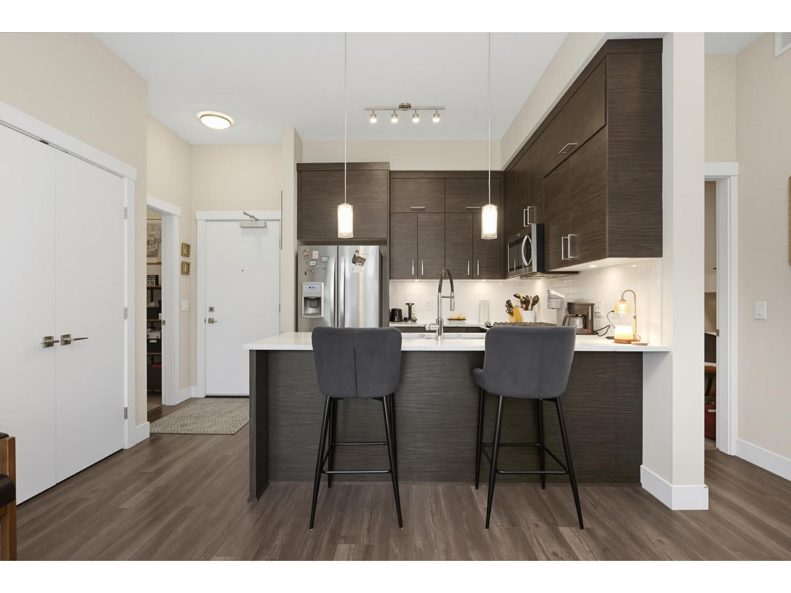 210 2120 GLADWIN ROAD, Abbotsford