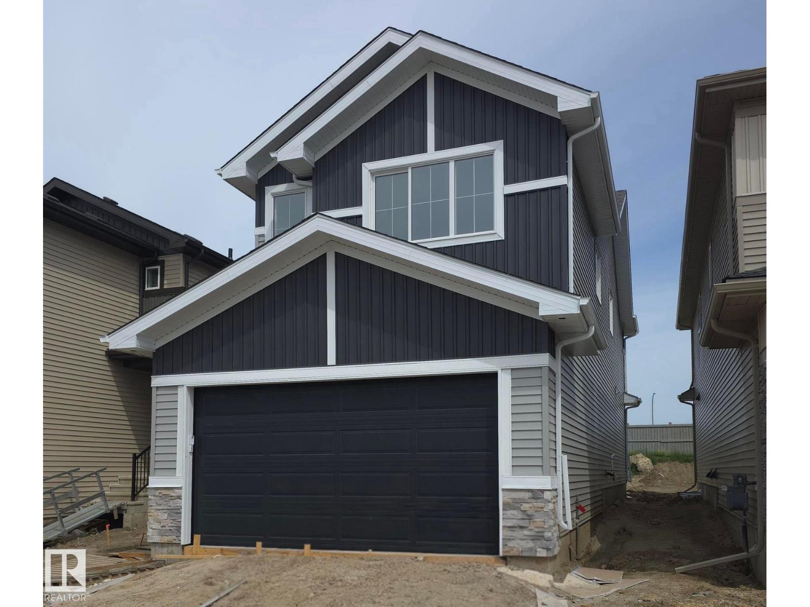 159 CALEDON CR - 45