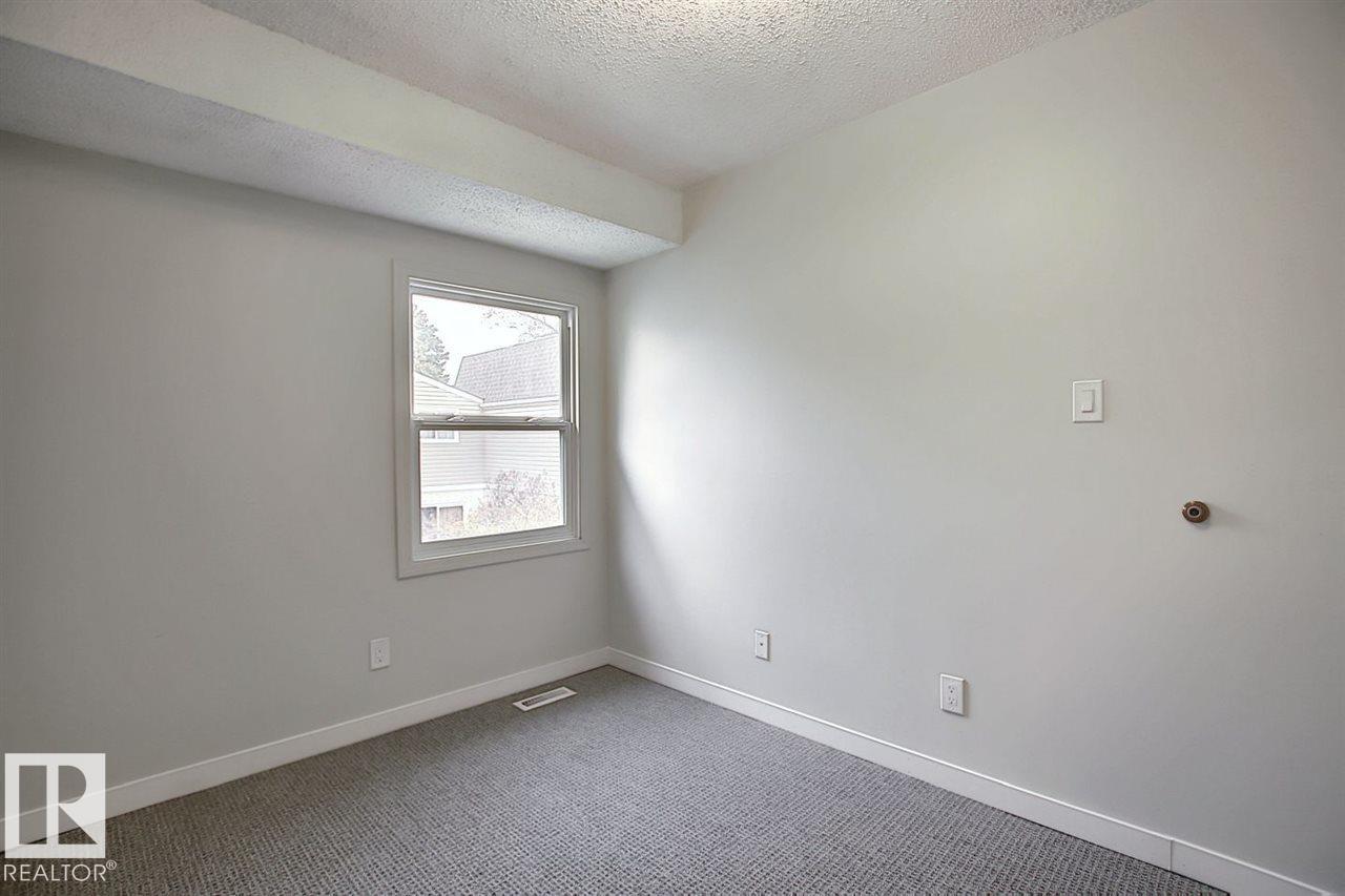11F CLAREVIEW VG NW - 19