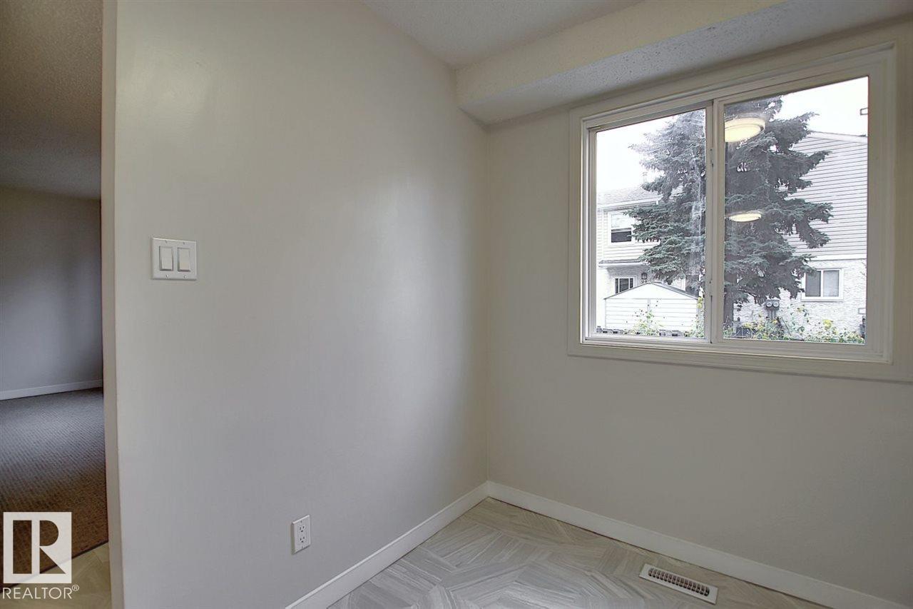 11F CLAREVIEW VG NW - 24
