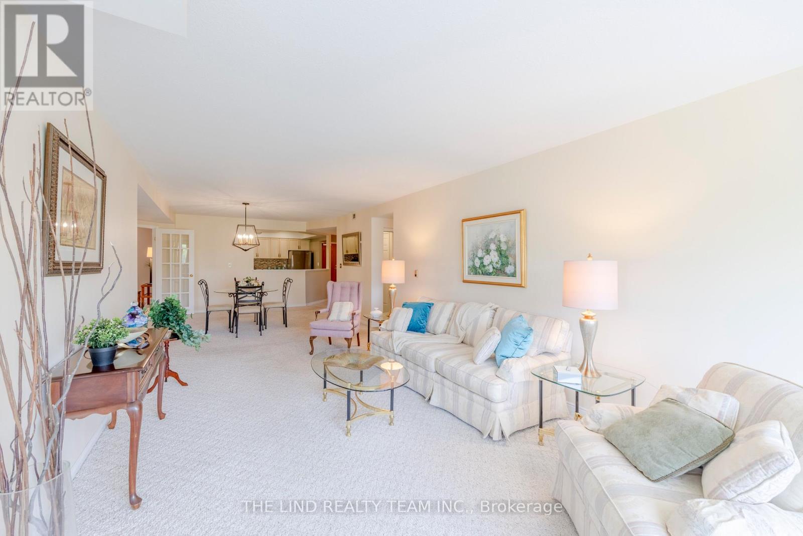 #312 85 WELLINGTON STREET W - 10