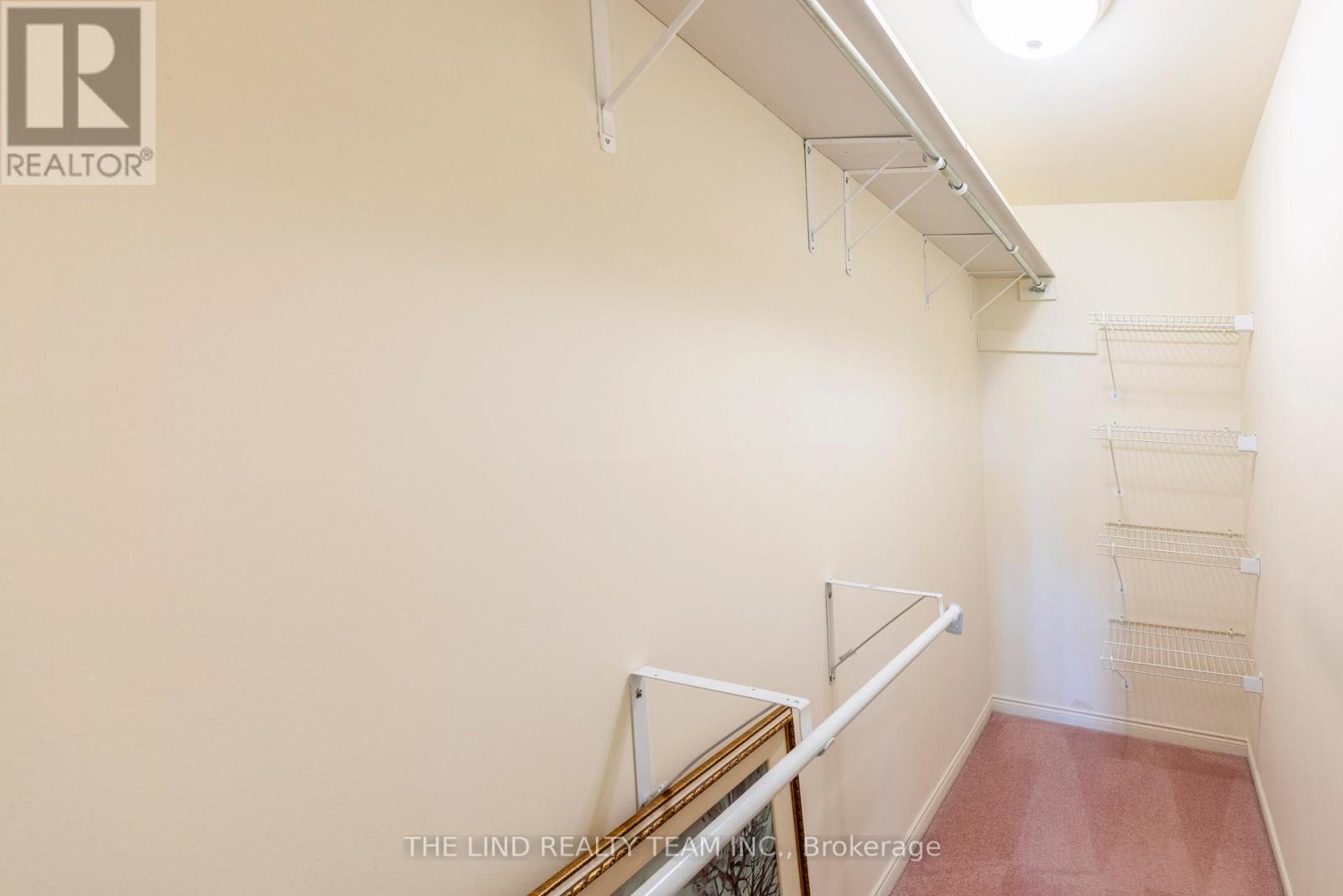 #312 85 WELLINGTON STREET W - 26