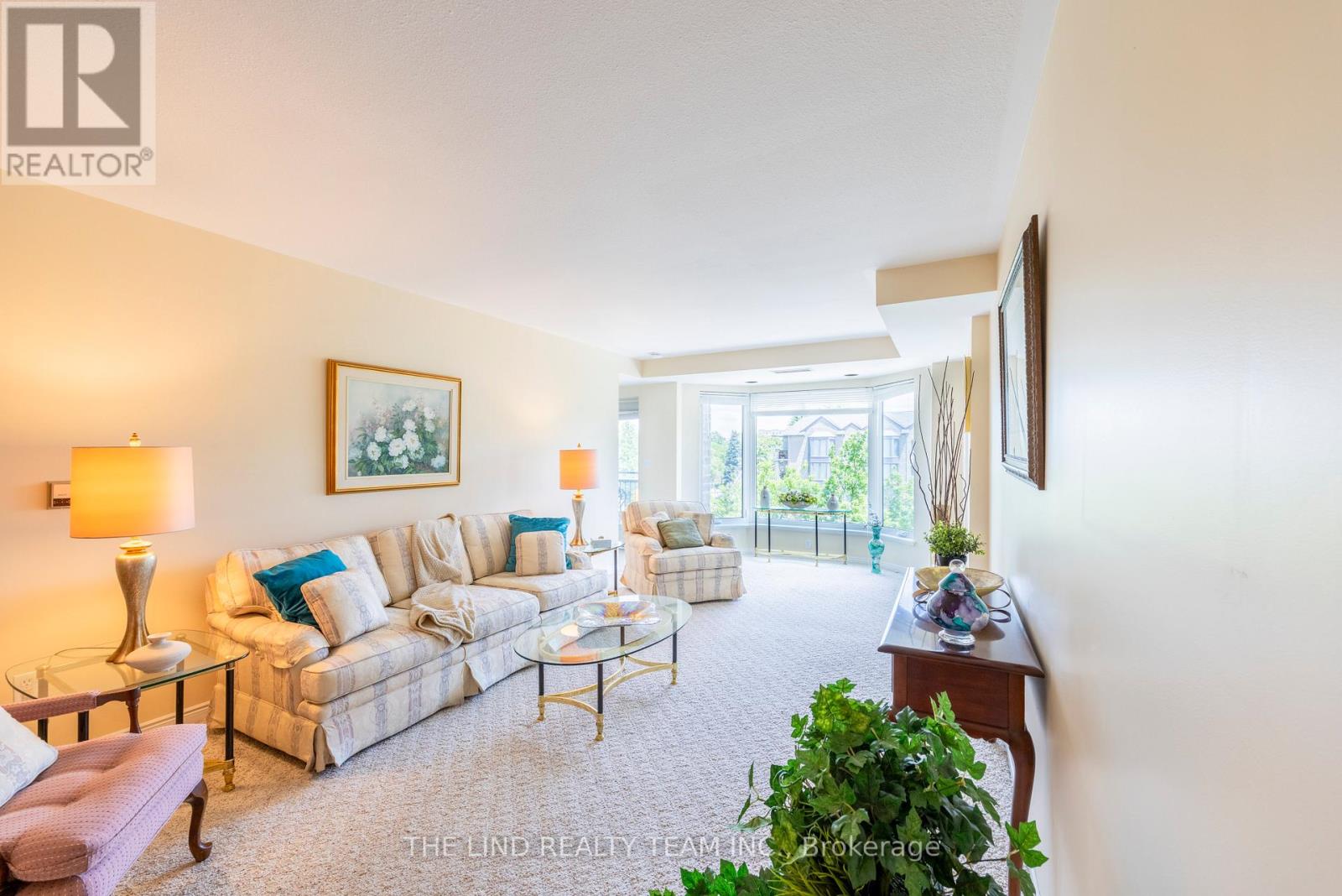 #312 85 WELLINGTON STREET W - 8