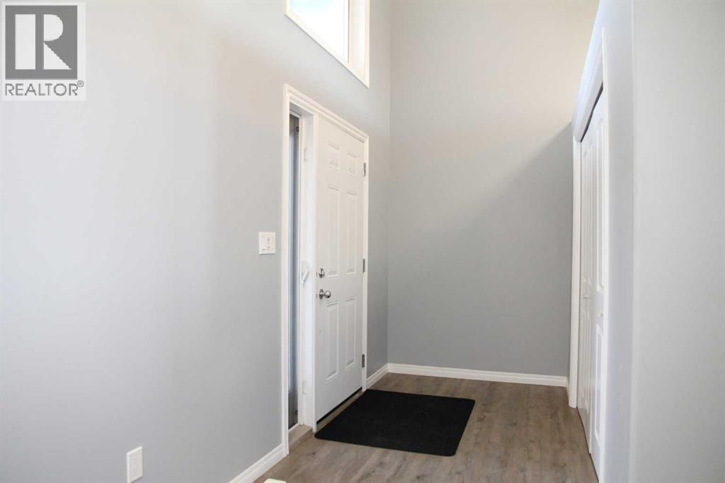 3908 41A Avenue - photo 2