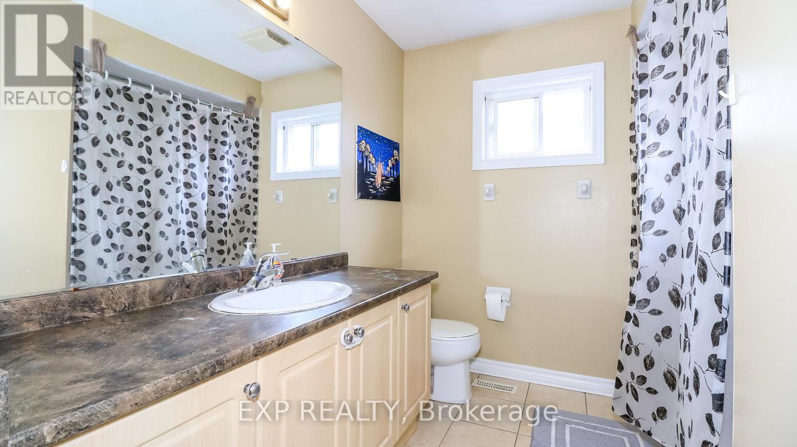 29 THE QUEENSWAY - 41