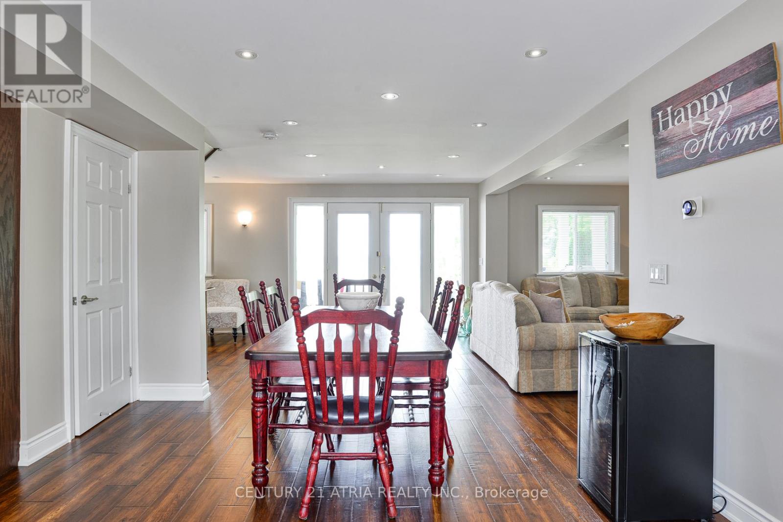 48 LAKE AVENUE - 6