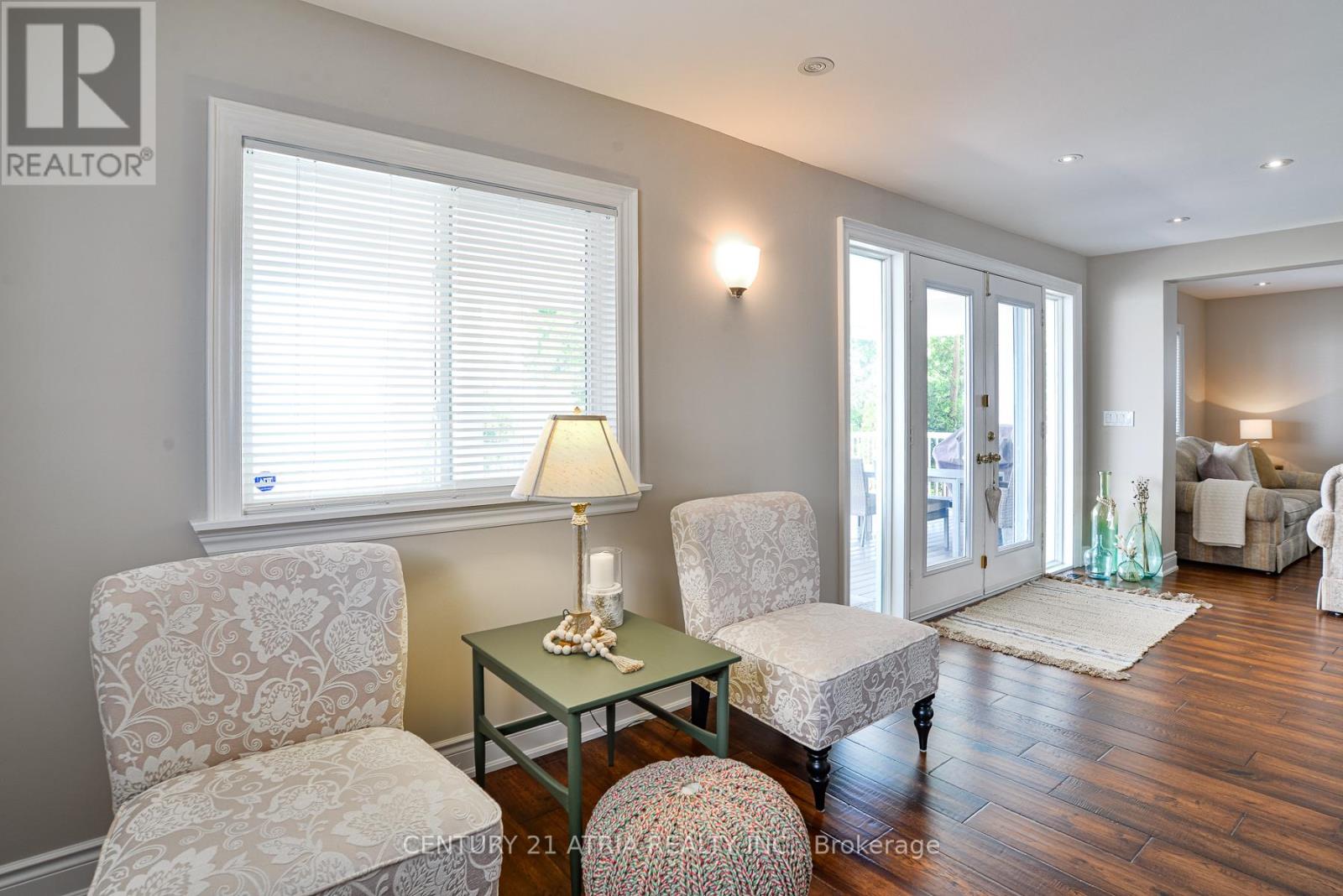48 LAKE AVENUE - 9