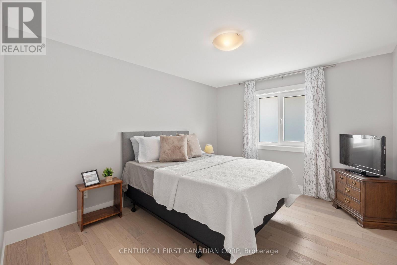 2190 BAKERVILLA STREET - 31