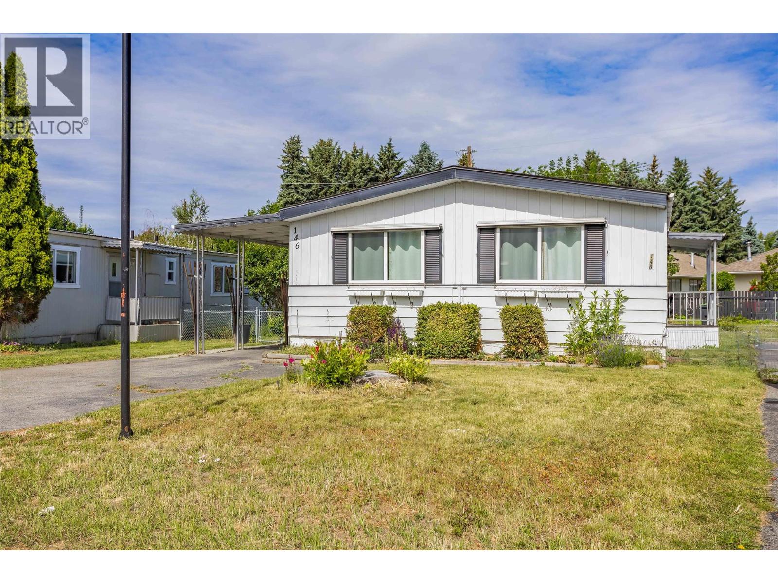 #146 3745 LAKESHORE Road - 1