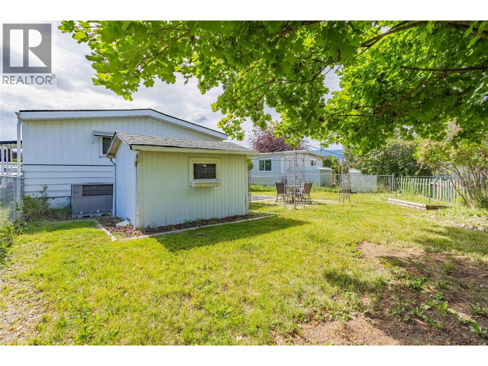 #146 3745 LAKESHORE Road - 21