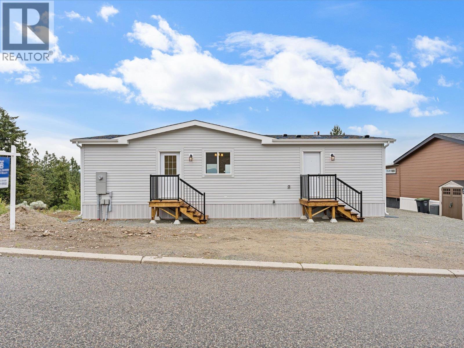 #102-1750 Lenz Road, West Kelowna