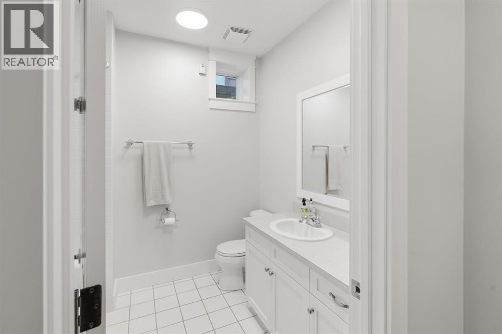 2818 6 Avenue NW — photo 26