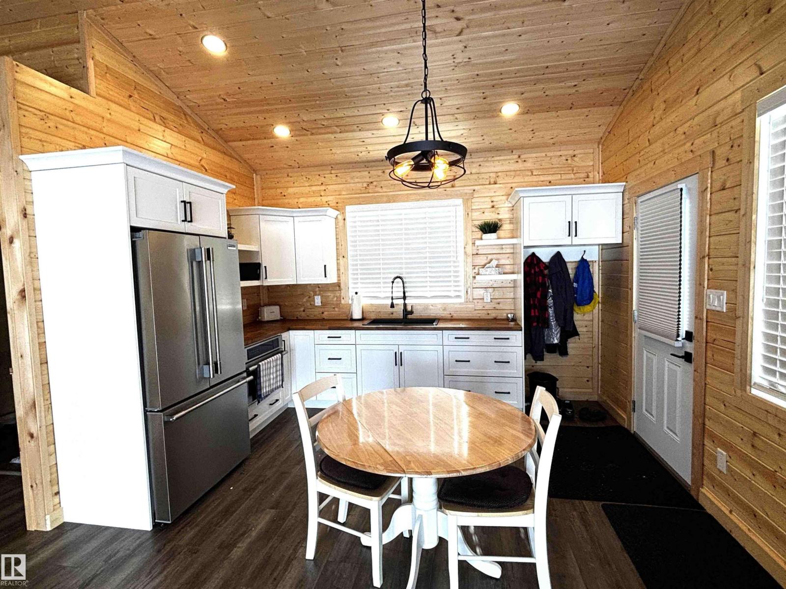 1023991 Block 3 Lot 29 — photo 6