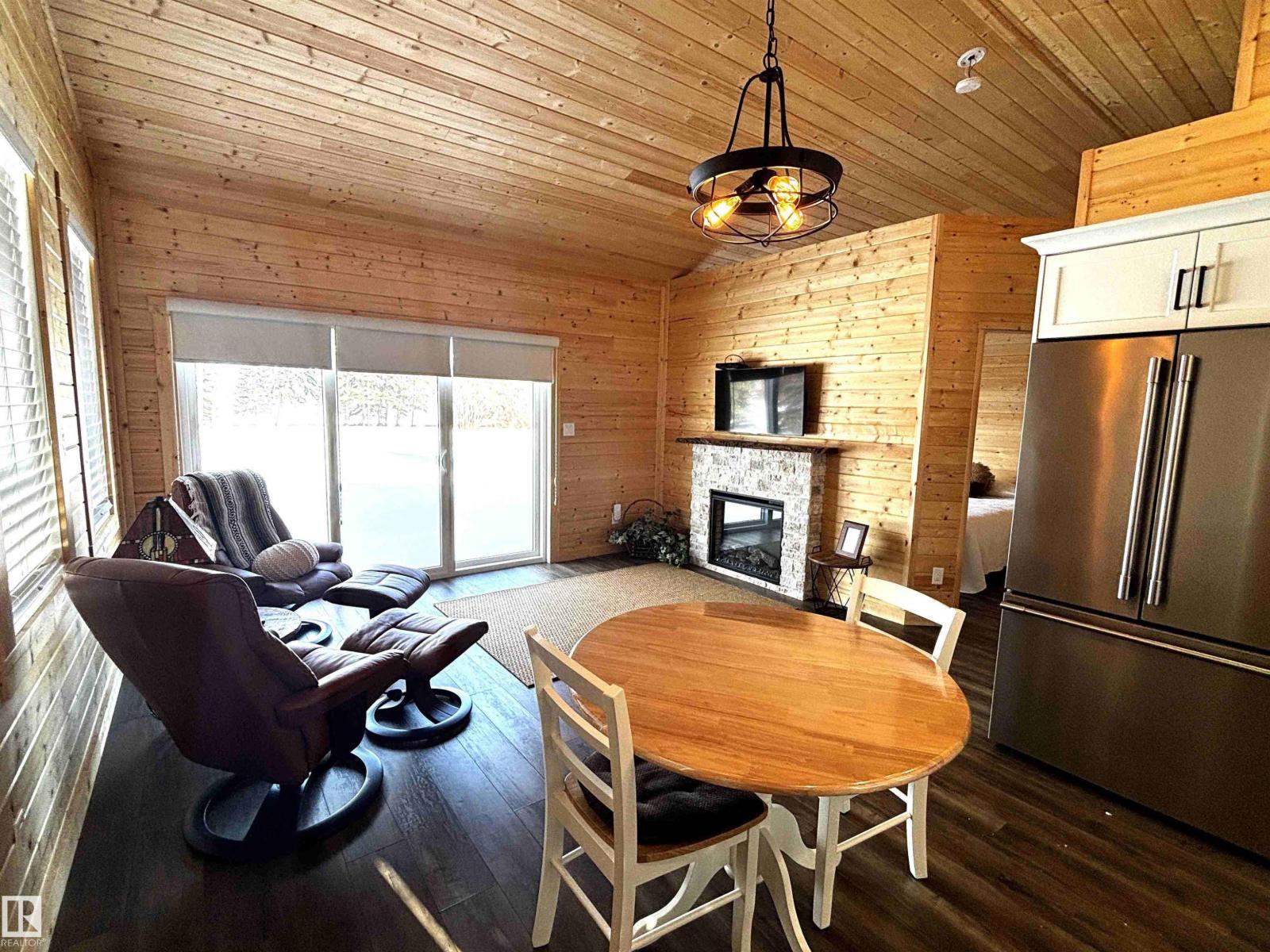 1023991 Block 3 Lot 29 - photo 4