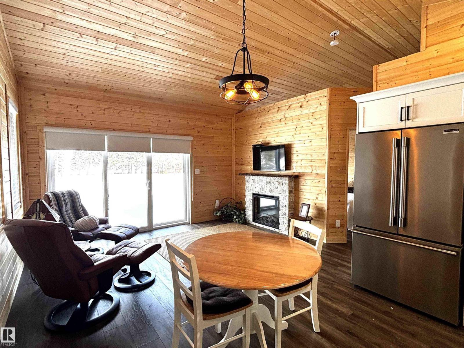 1023991 Block 3 Lot 29 - photo 5