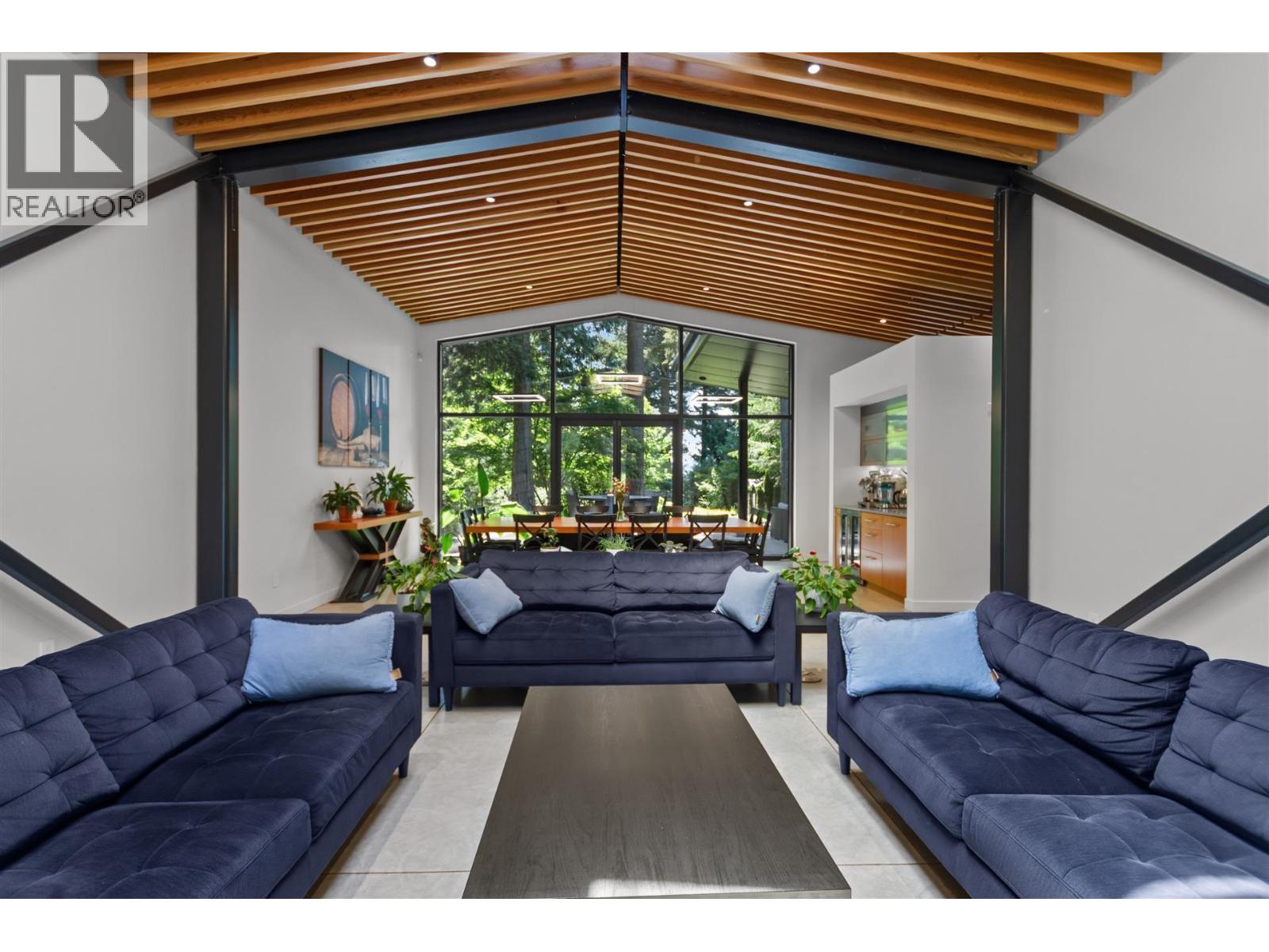2409 WINDRIDGE DRIVE, North Vancouver