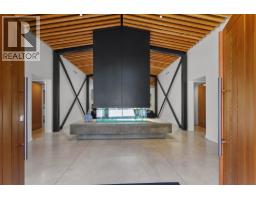 2409 Windridge Drive, North Vancouver, BC V7H1B6 Photo 10