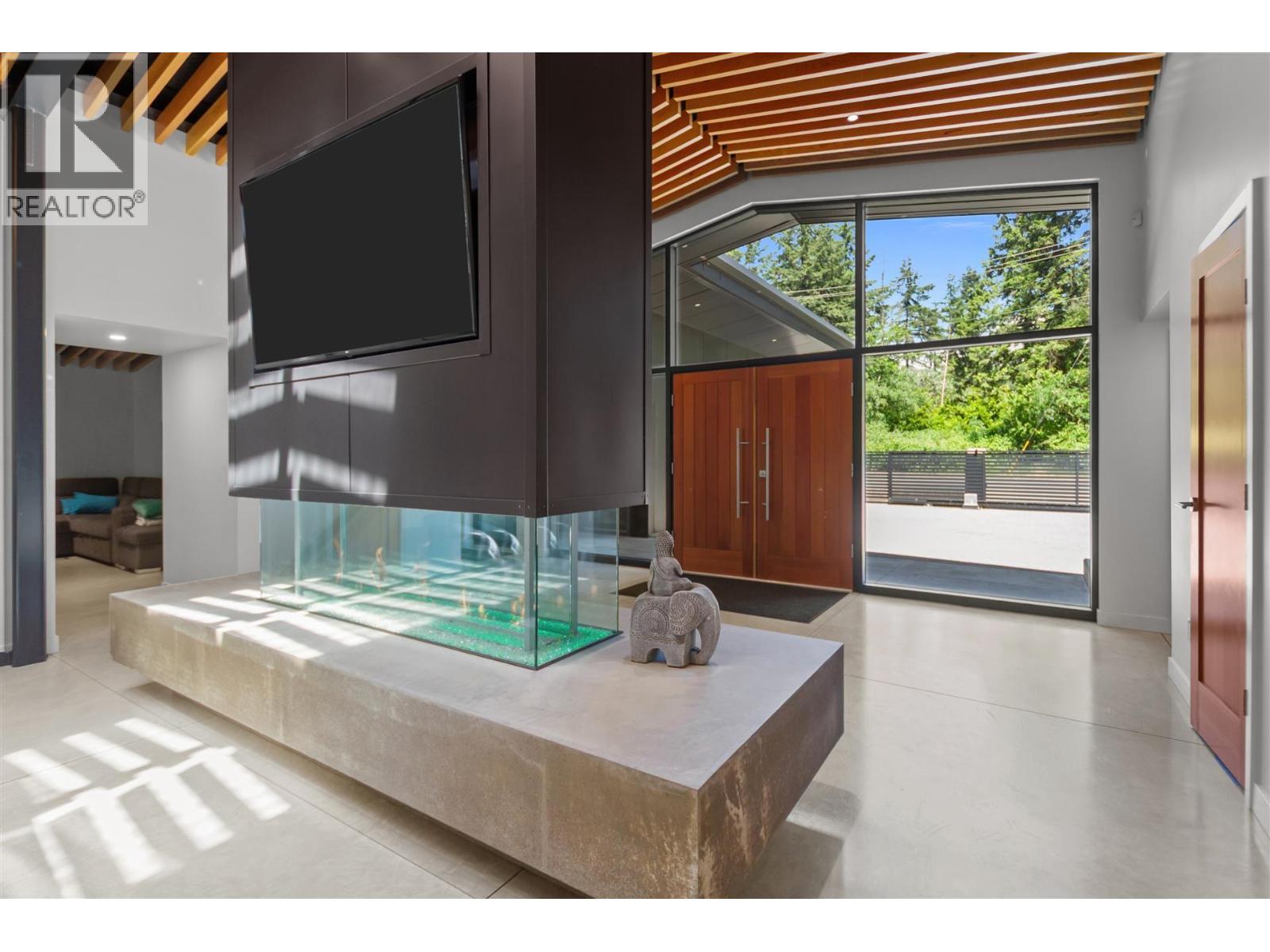 2409 WINDRIDGE DRIVE, North Vancouver