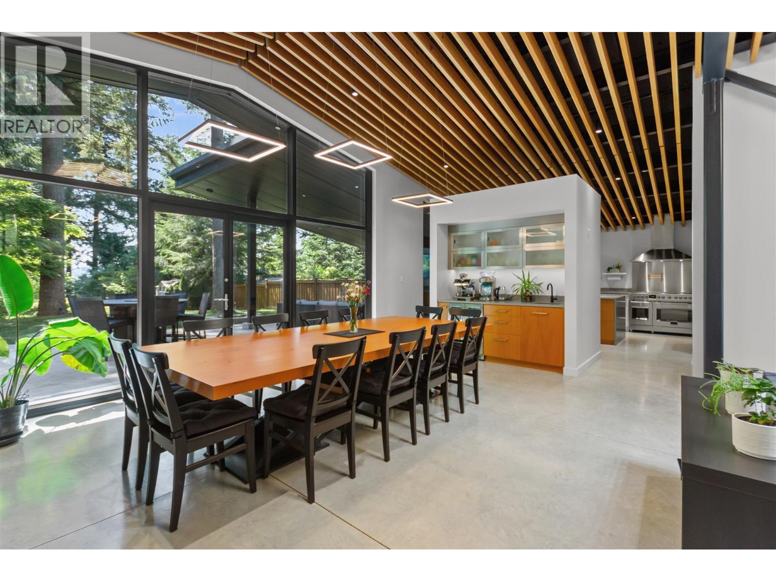 2409 WINDRIDGE DRIVE, North Vancouver