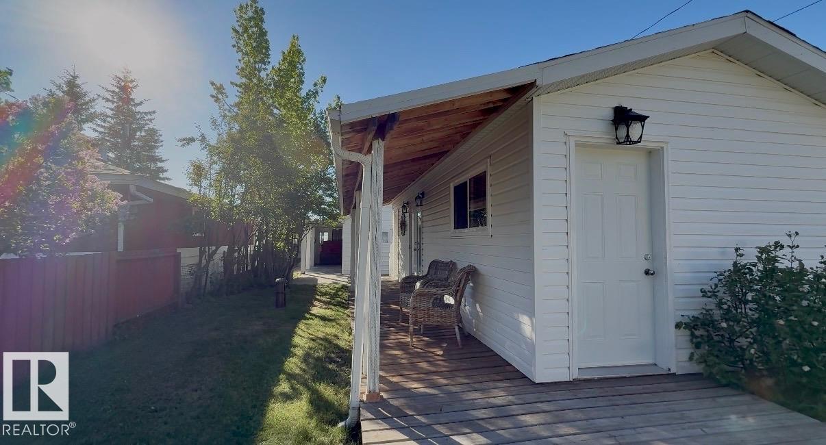 419 1st AV - photo 2