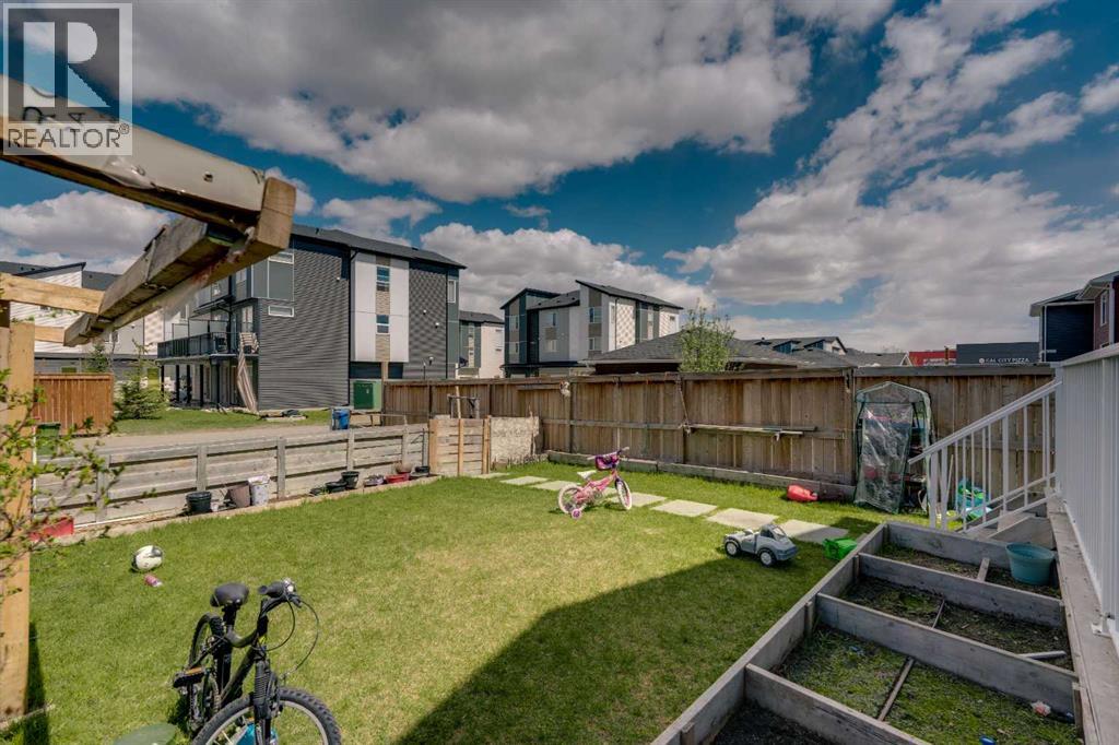 552 Redstone Drive NE - 24