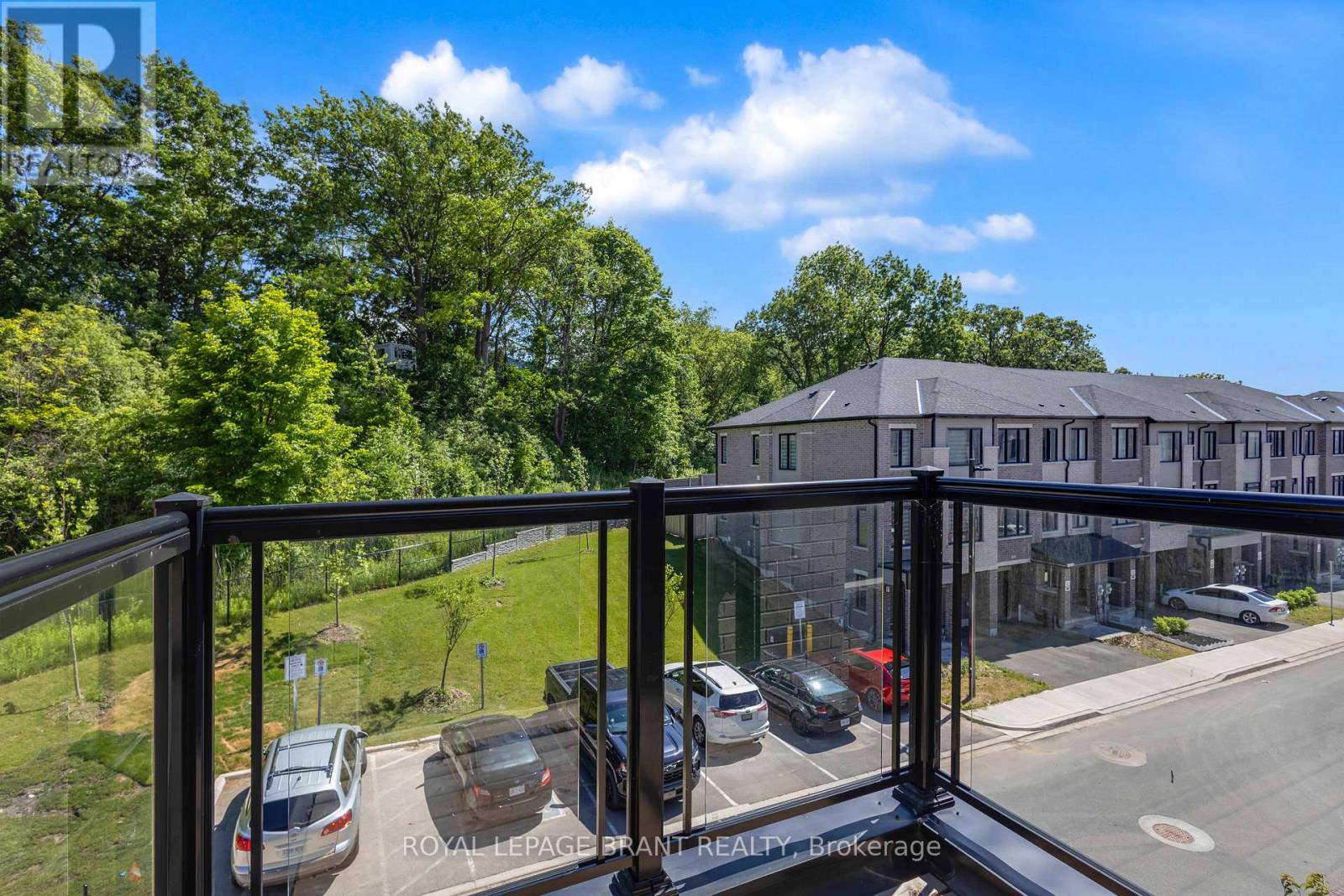 #1118 585 COLBORNE STREET - 38