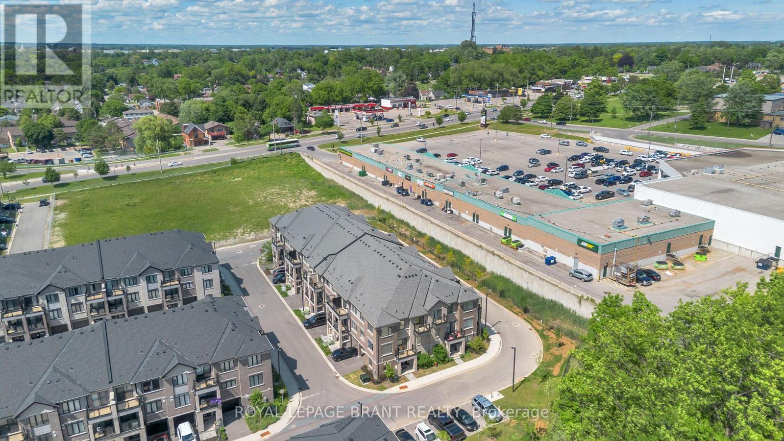#1118 585 COLBORNE STREET - 41