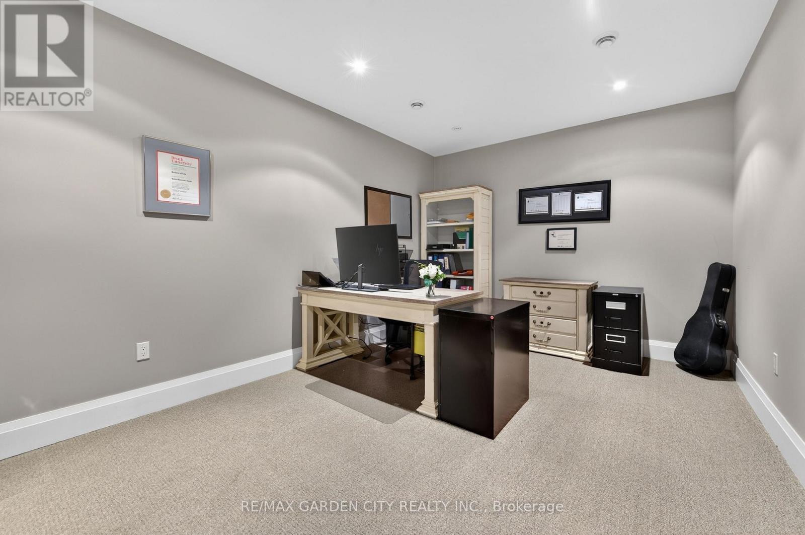 4580 CHERRY AVENUE - 45