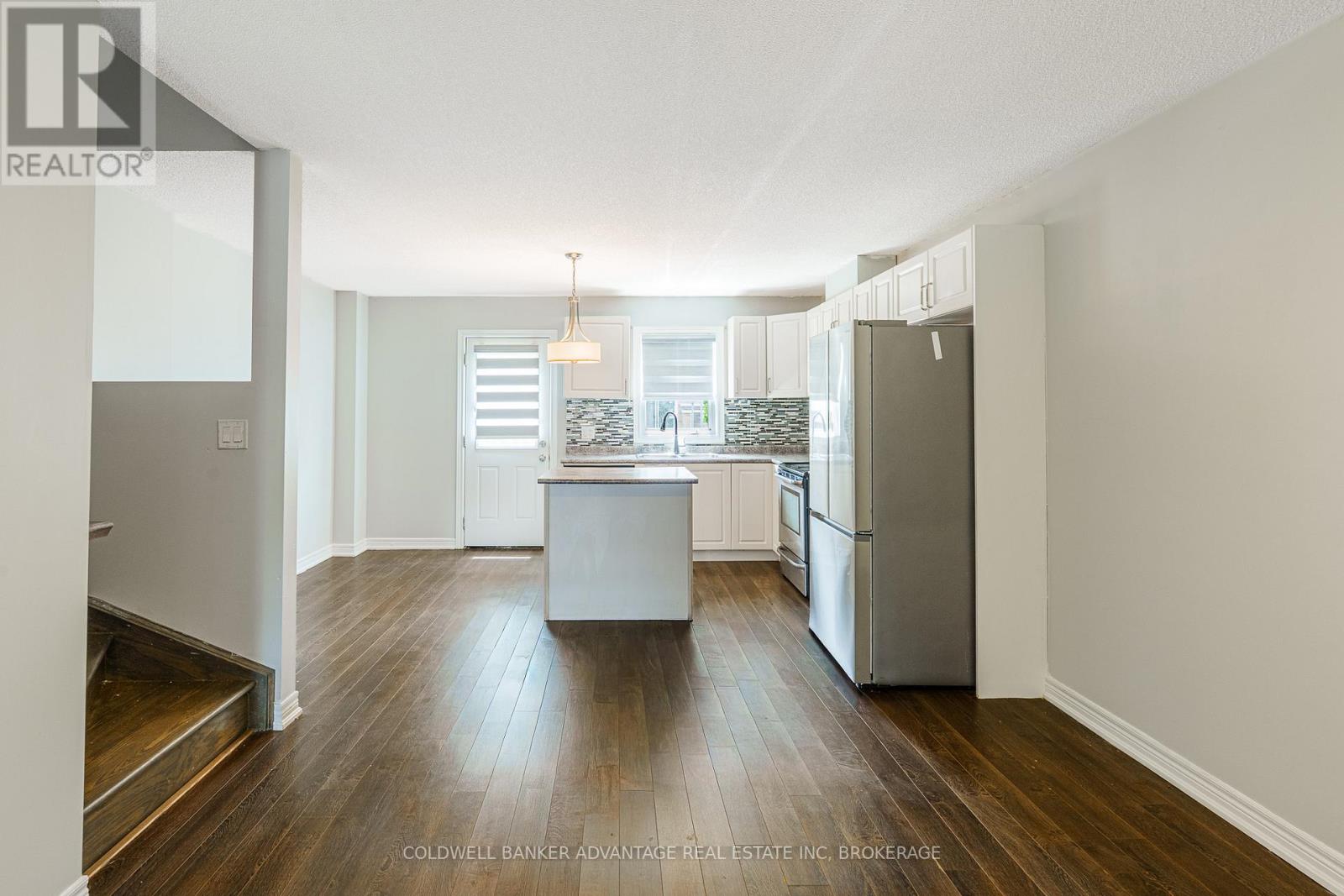 #8 6117 KELSEY CRESCENT - 10