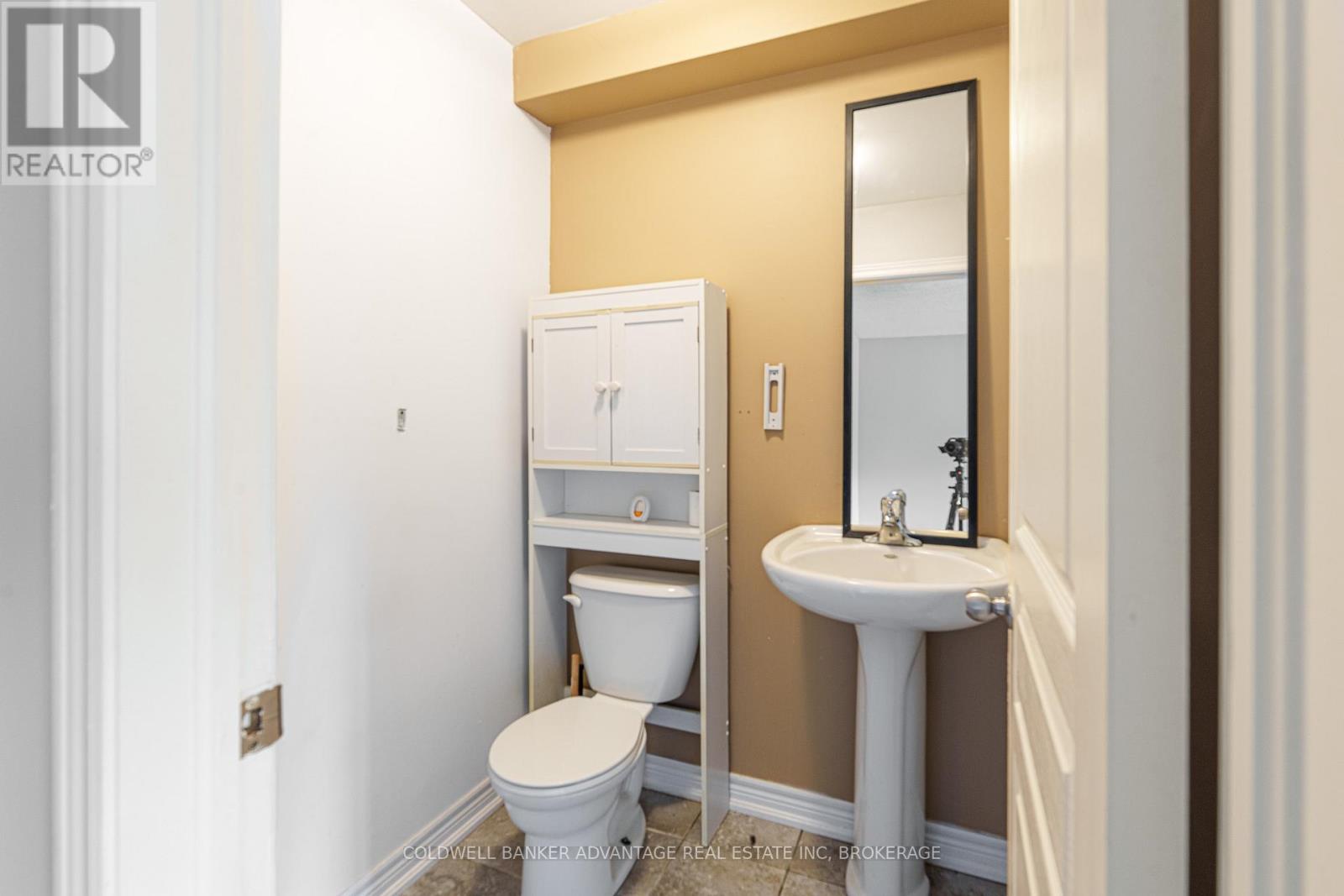 #8 6117 KELSEY CRESCENT - 13