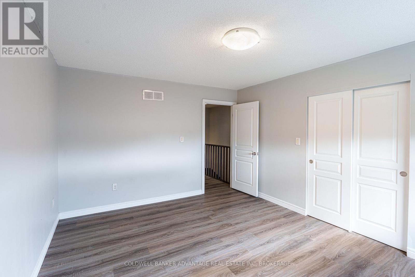 #8 6117 KELSEY CRESCENT - 19