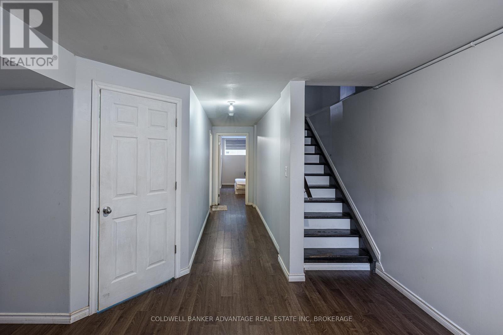 #8 6117 KELSEY CRESCENT - 22