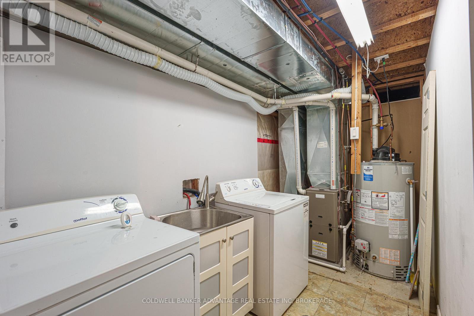 #8 6117 KELSEY CRESCENT - 26