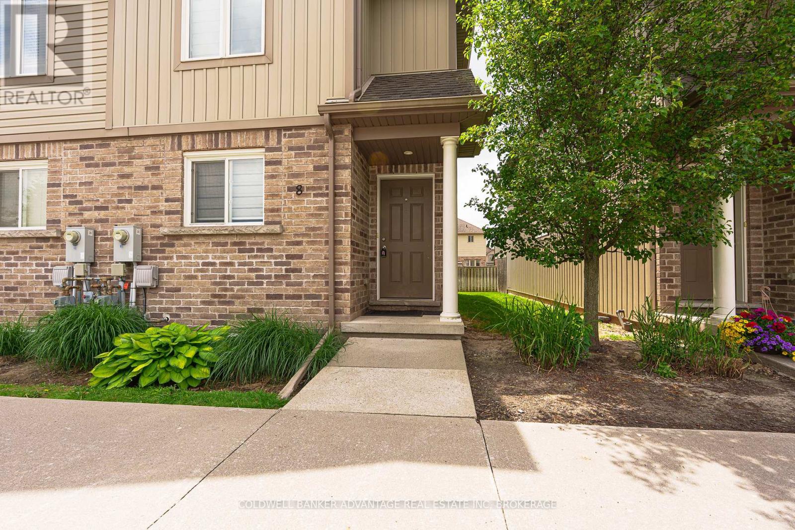 #8 6117 KELSEY CRESCENT - 3