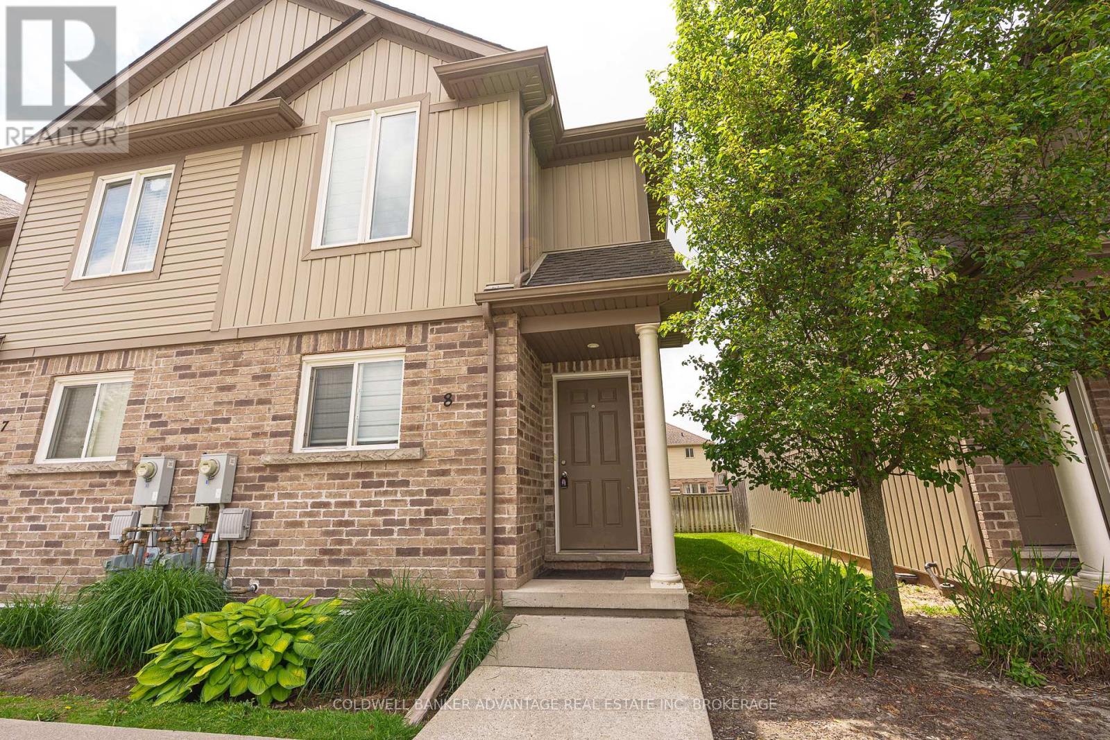 #8 6117 KELSEY CRESCENT - 4